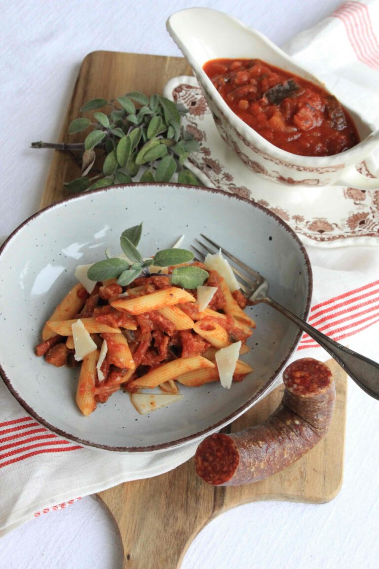 Einfachguad Herbstgericht Penne mit Auberginen Chorizo Sauce